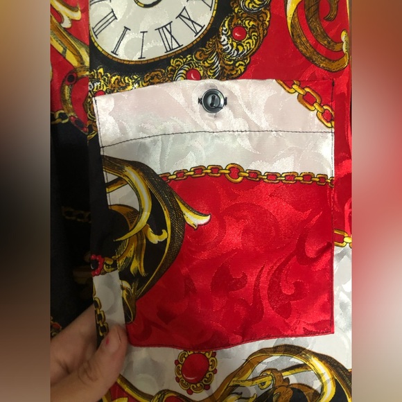 Alia Abstract Button-Up Blouse Medium - Picture 3 of 9